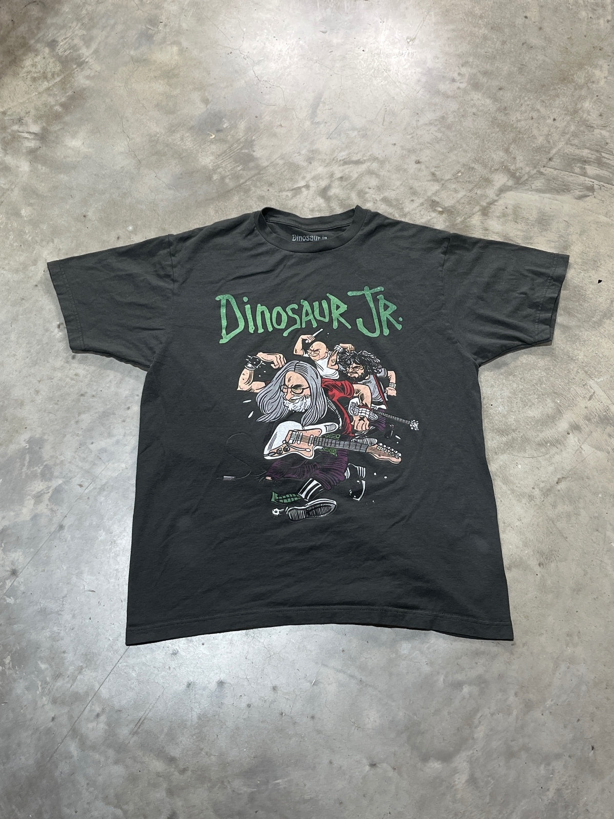 Dinosaur Jr. Preowned Large T-shirt