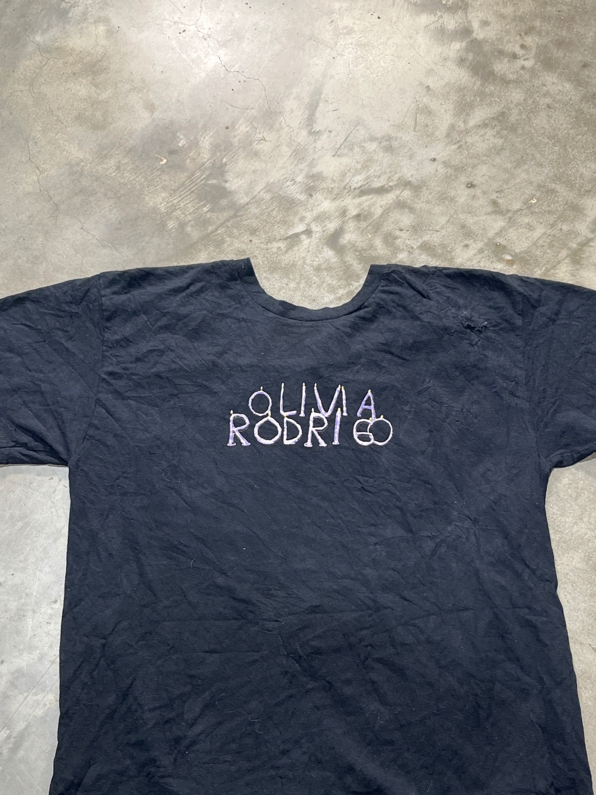 Olivia Rodrigo Preowned Large T-shirt