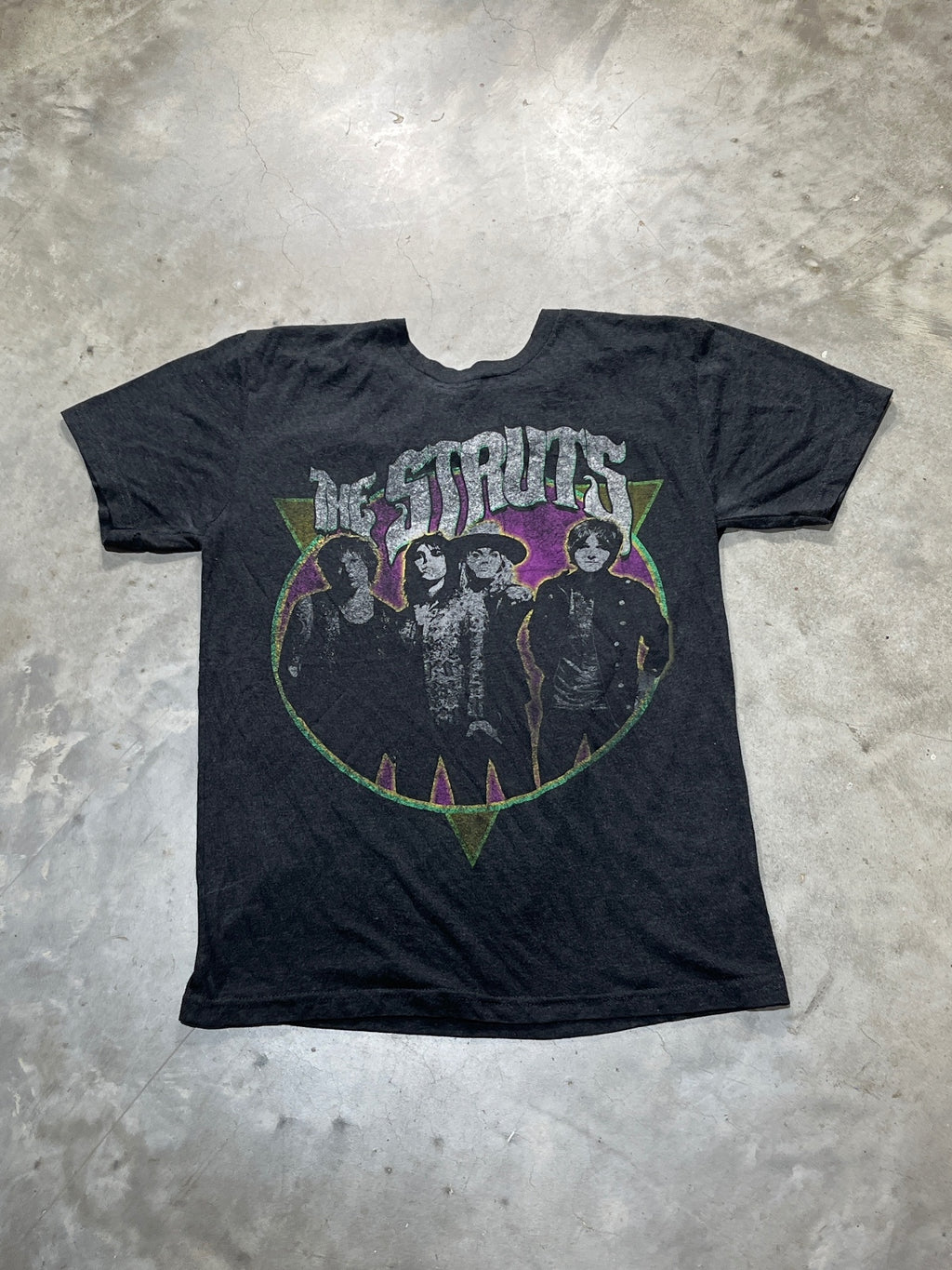The Struts Preowned Small T-shirt