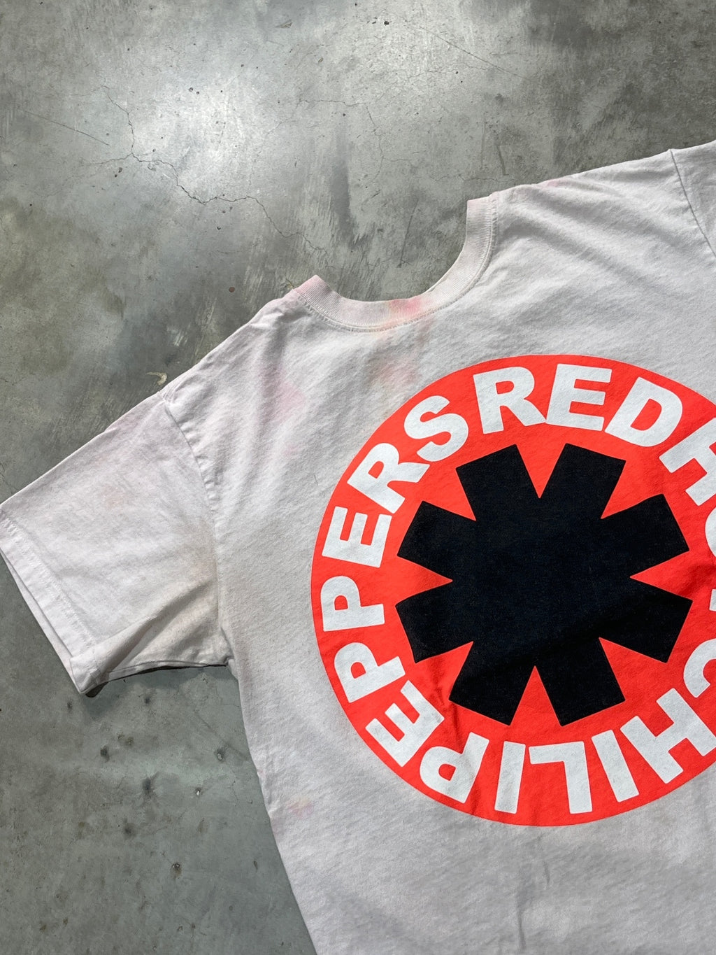 Red Hot Chili Peppers Preowned Small T-shirt
