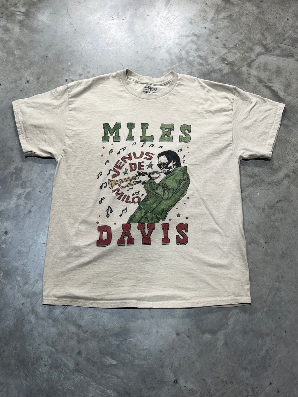 Miles Davis Preowned XL T-shirt
