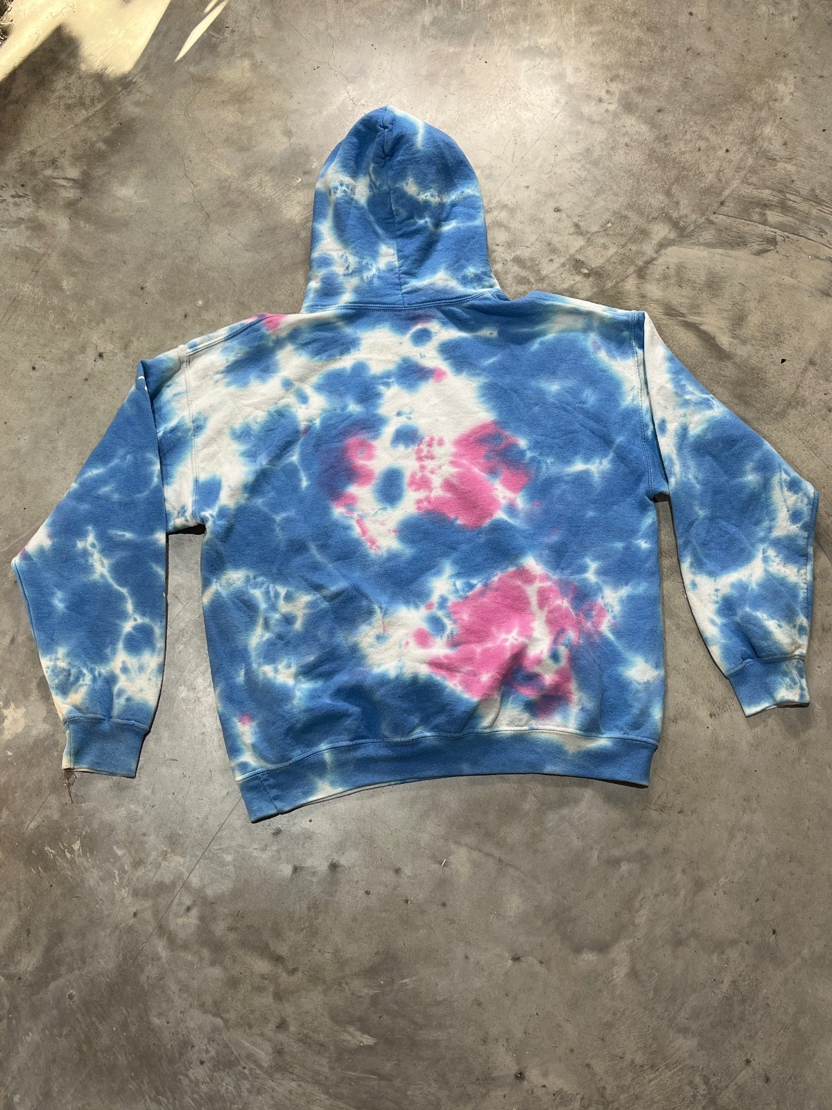 Metallica Preowned Large Tie Dye Hoodie