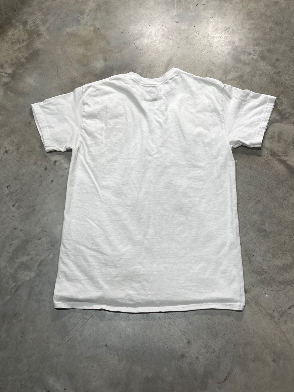 Toadies Preowned Medium T-shirt