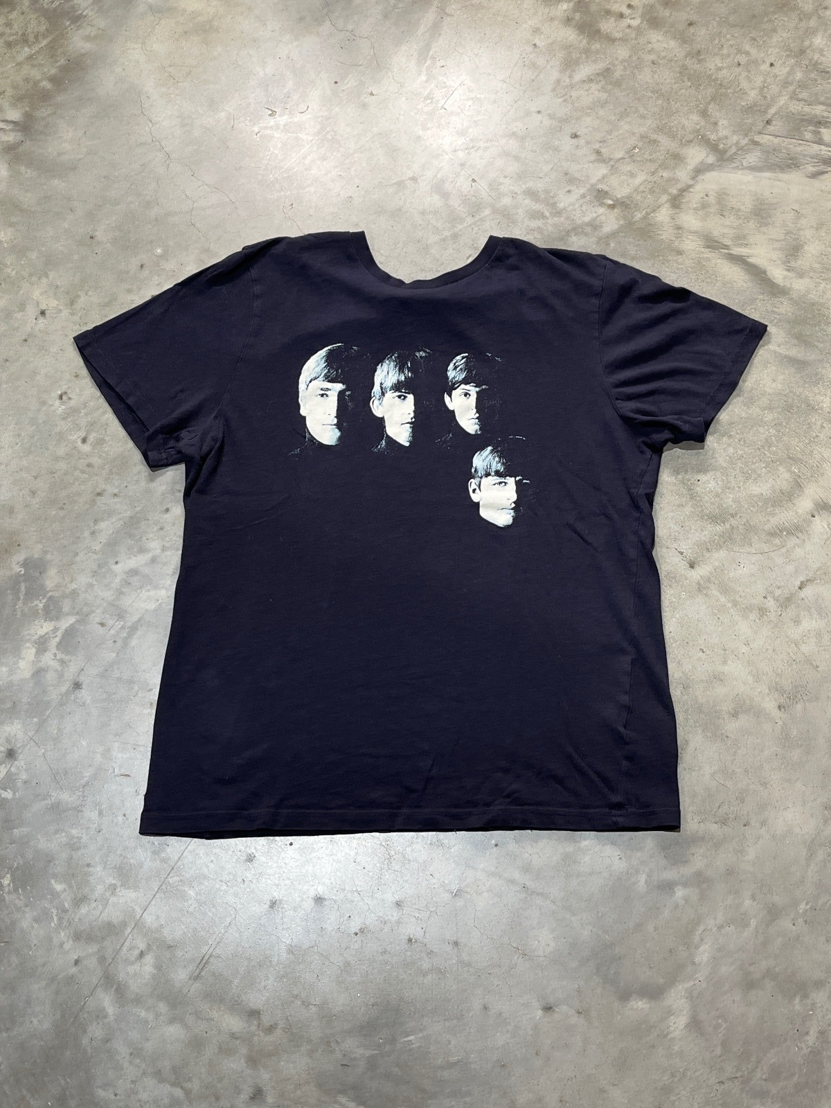 The Beatles Preowned Large T-shirt