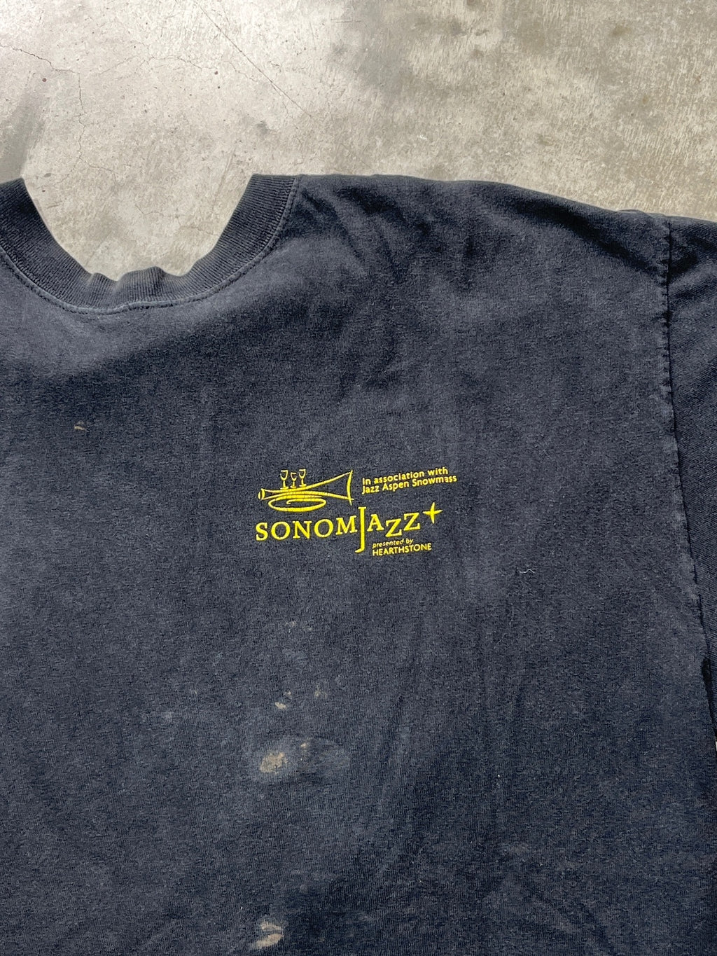 New Orleans Jazz Festival Preowned XL T-shirt