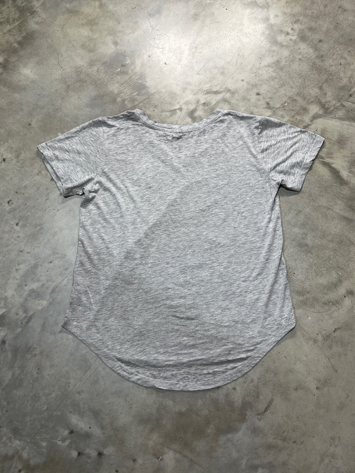 Nashville Tennessee Preowned Medium V-Neck T-shirt