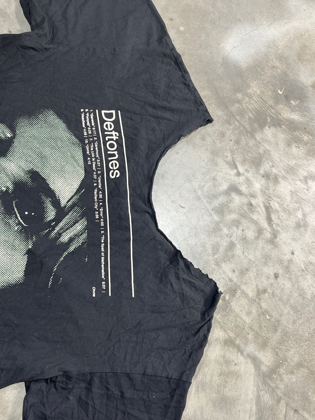 Deftones Preowned 2XL Cropped Neckline Cropped T-shirt