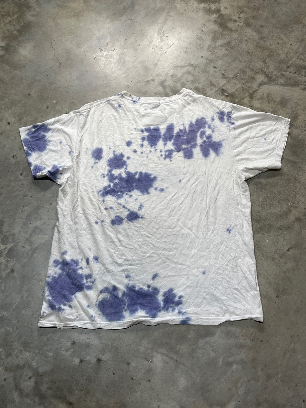 Fall Out Boy Preowned Large Tie Dye T-shirt