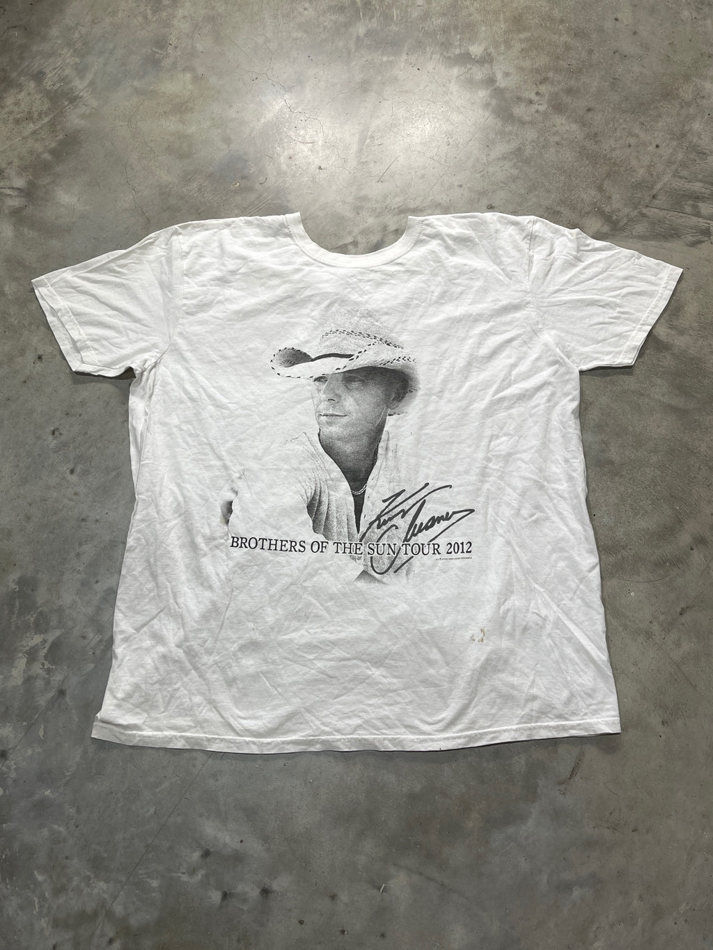 Kenny Chesney Preowned XL T-shirt
