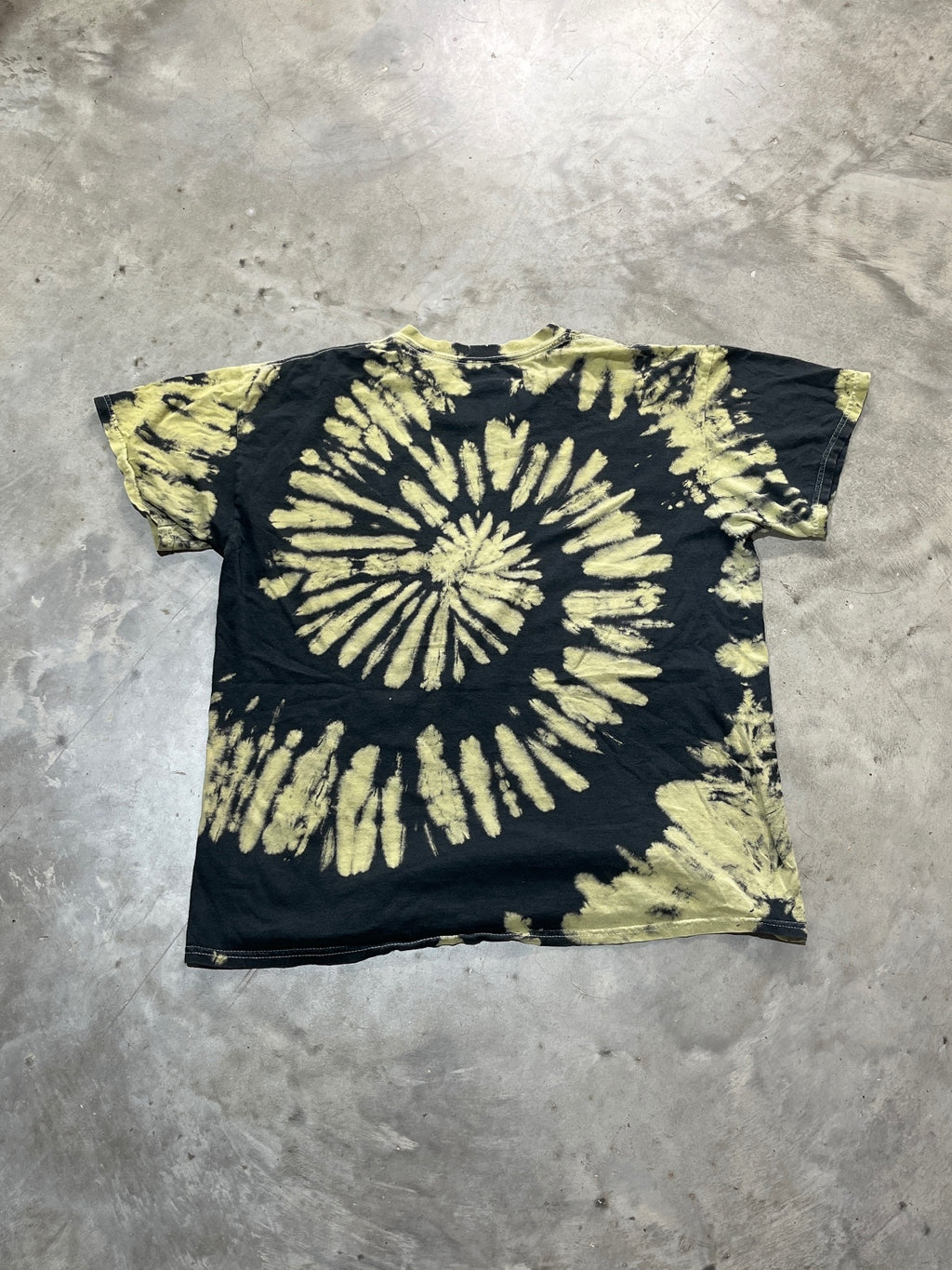Biggie Preowned Medium Tie Dye T-shirt