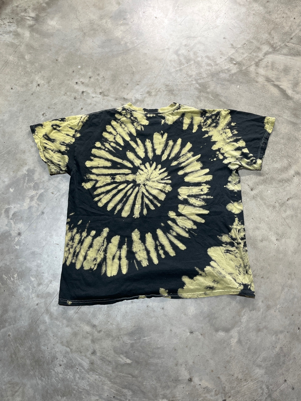 Biggie Preowned Medium Tie Dye T-shirt