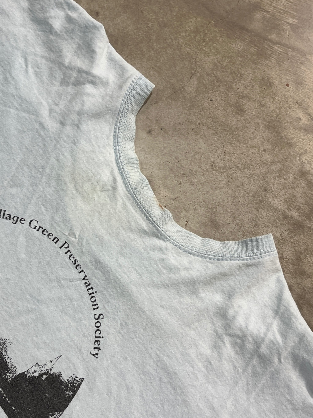 Village Green Preservation Society Preowned 2XL T-shirt