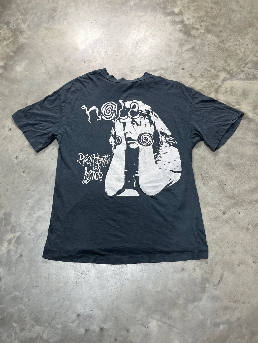 Hole Band Preowned Medium T-shirt