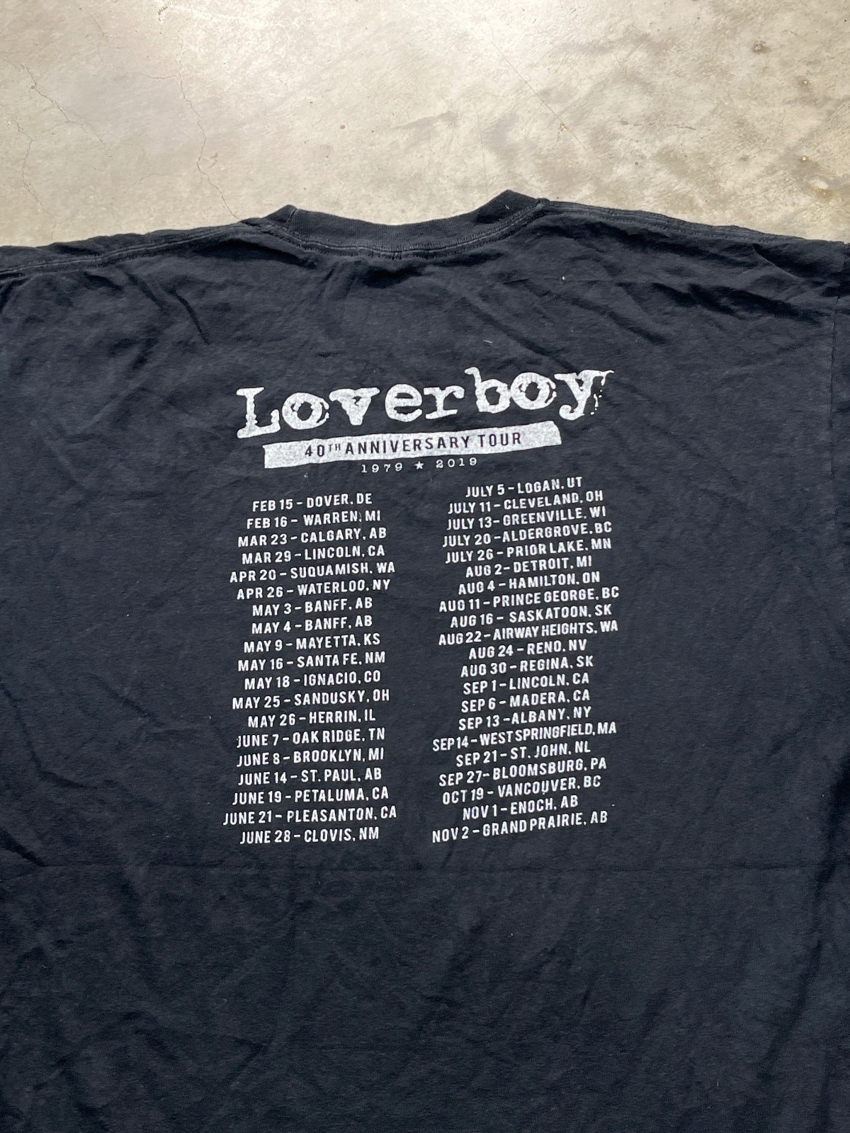 Loverboy Preowned XL T-shirt