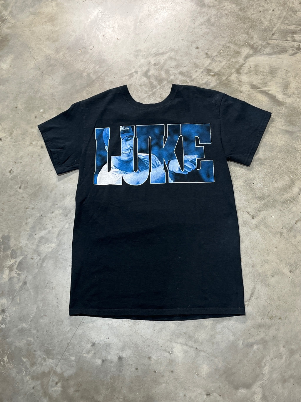 Luke Bryan Preowned Small T-shirt