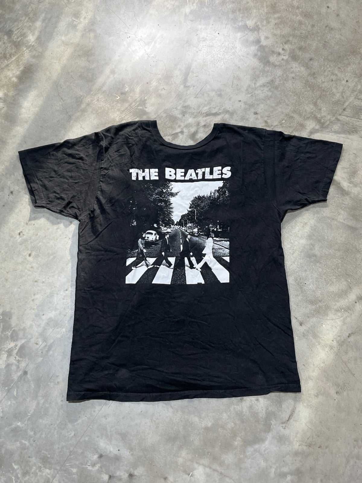 The Beatles Preowned Large T-shirt