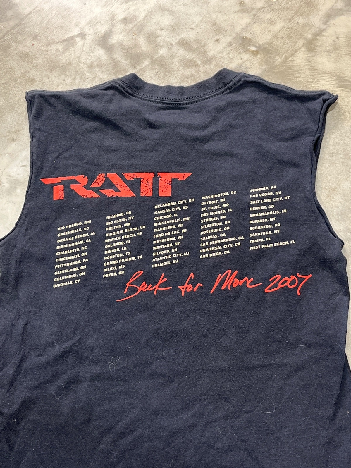 RATT Preowned Small Cut Off Sleeve Tank Top T-shirt