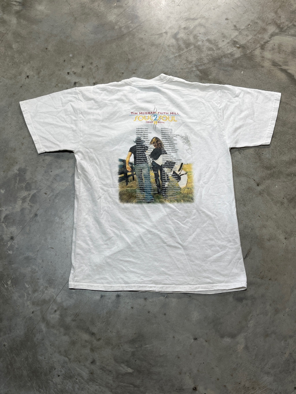 Tim McGraw & Faith Hill Preowned Medium T-shirt