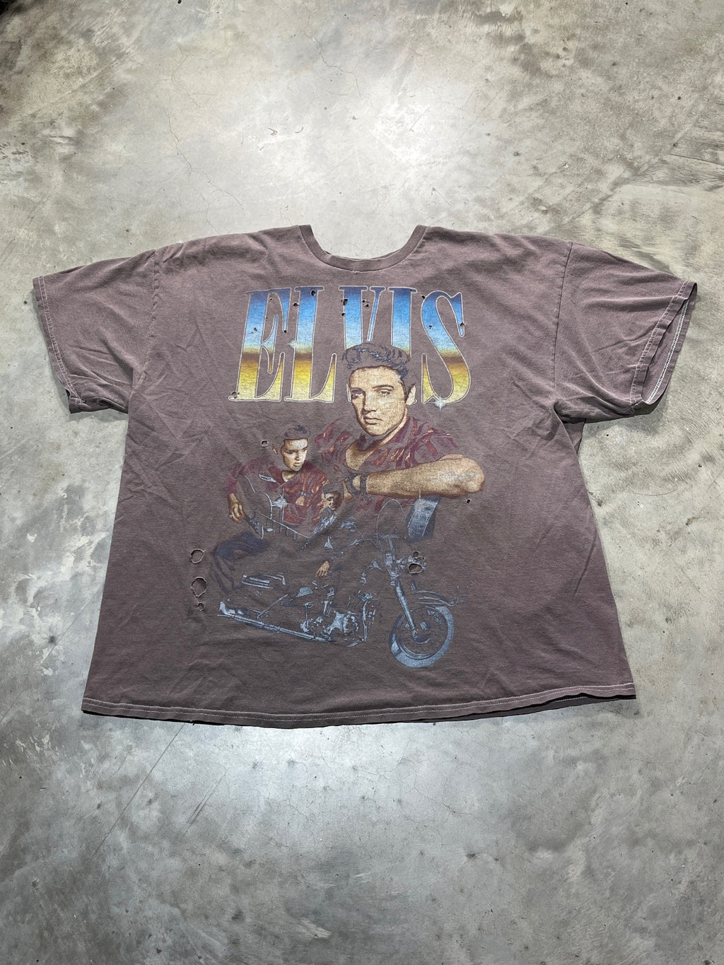 Elvis Presley Preowned XL Distressed T-shirt