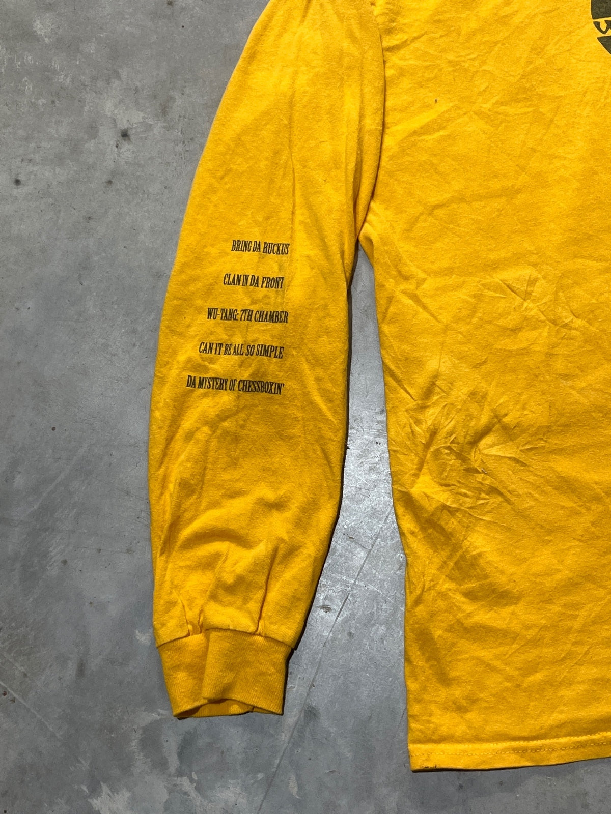 Wu-Tang Preowned Medium Long Sleeve T-shirt