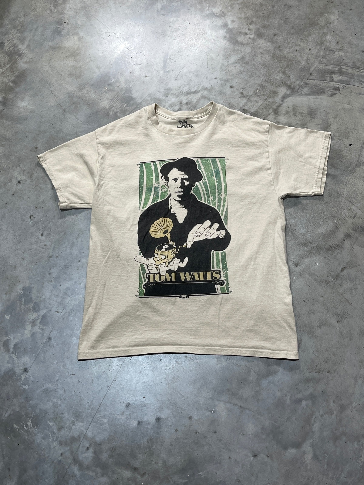 Tom Waits Preowned Large T-shirt