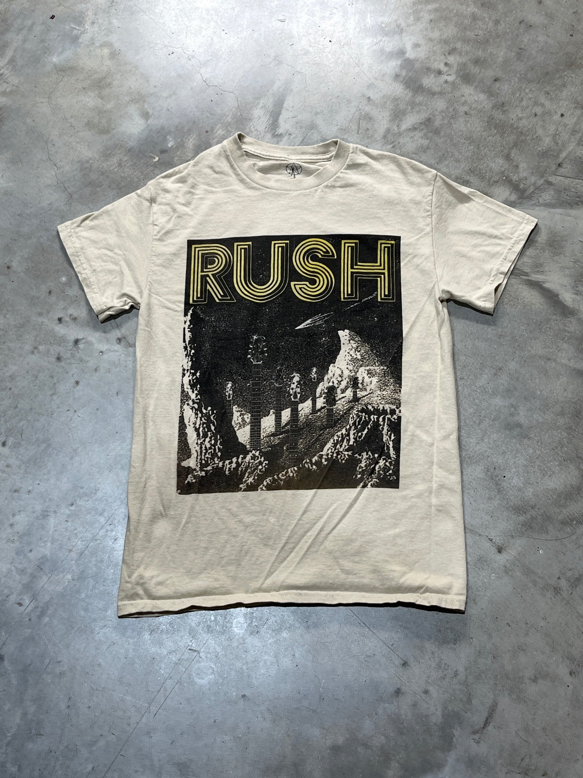 Rush Preowned Small T-shirt