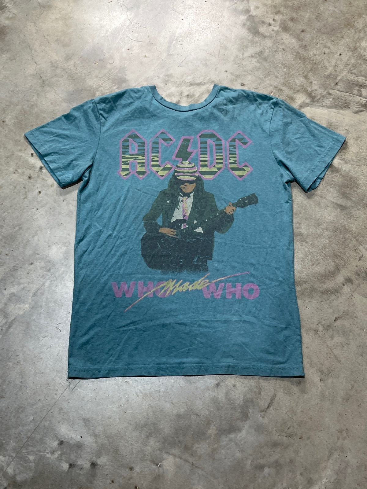 ACDC Preowned Large T-shirt