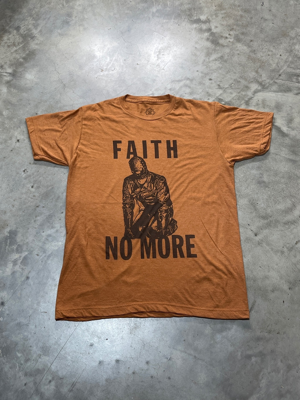 Faith No More Preowned Medium T-shirt