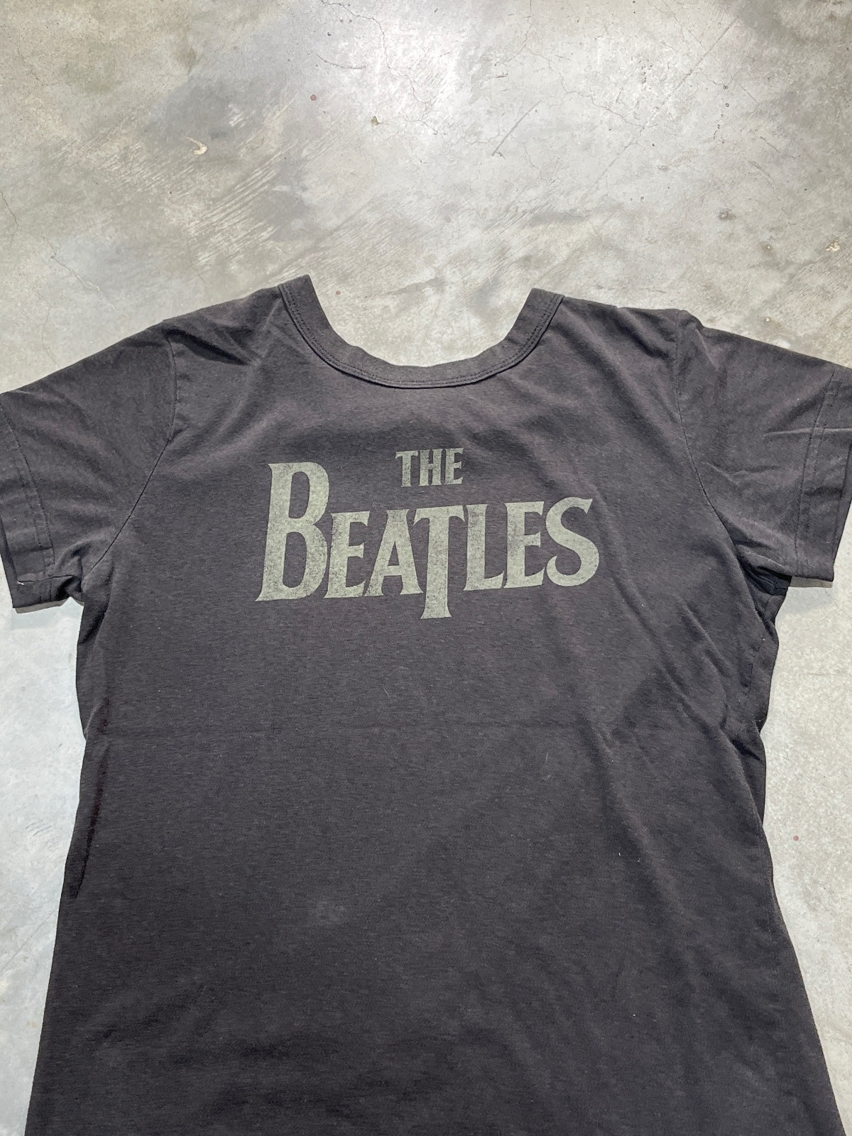 The Beatles Preowned Small T-shirt