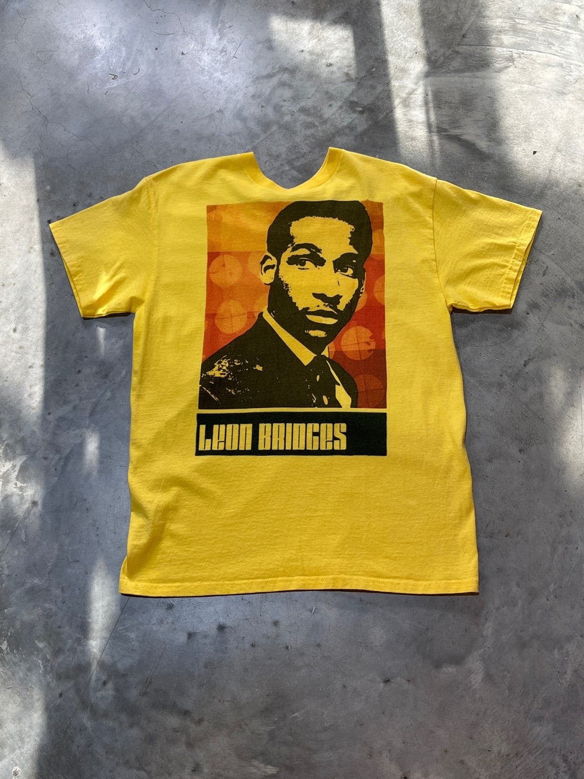 Leon Bridges Preowned Medium T-shirt