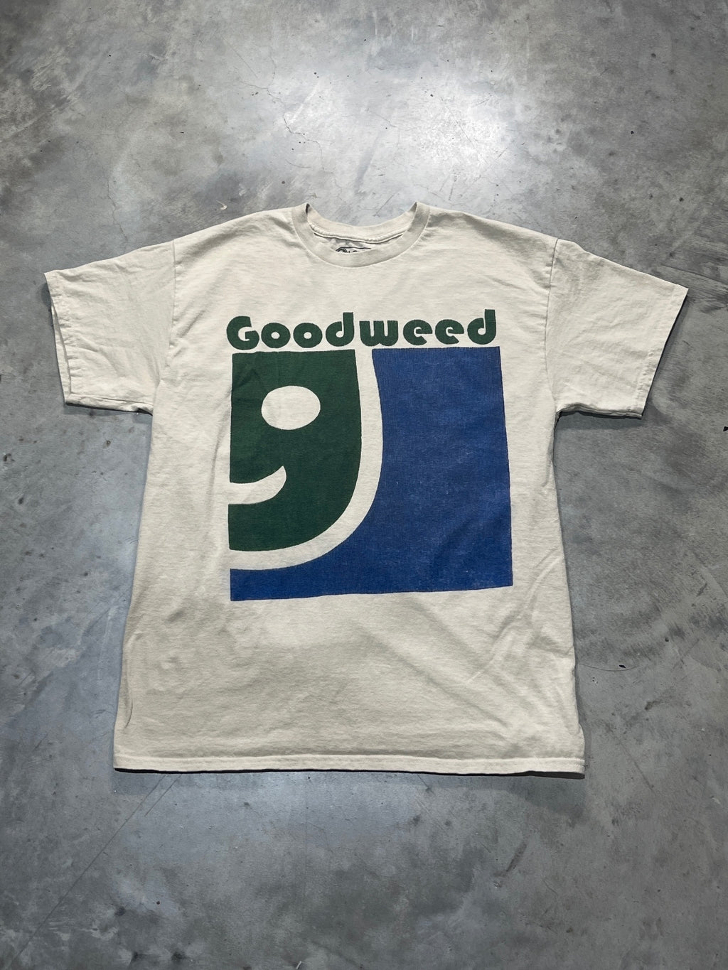 Goodw**d Preowned Large T-shirt
