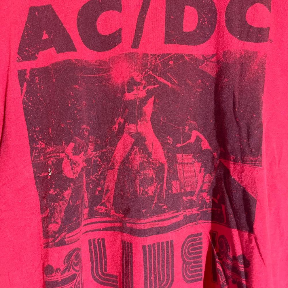 Acdc medium red graphic vintage preowned tshirt
