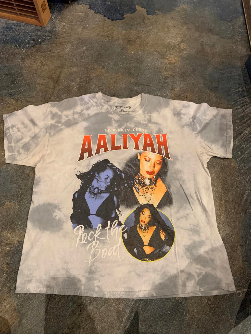 Aaliyah PreOwned XL Tie Dye Tshirt