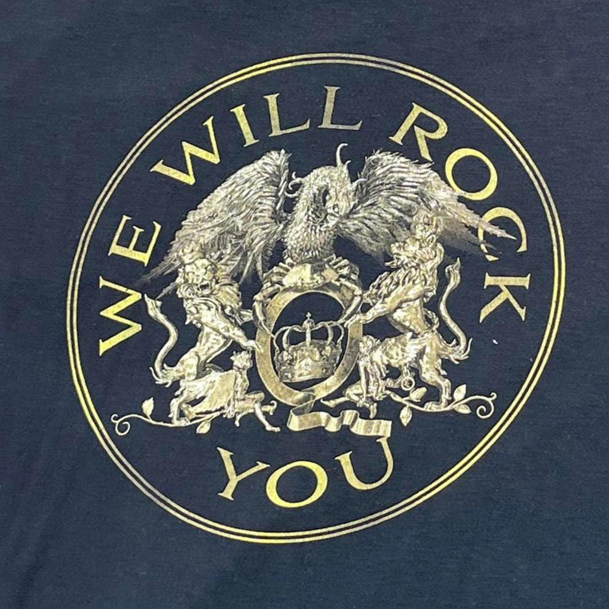 Queen Preowned 2XL T-shirt