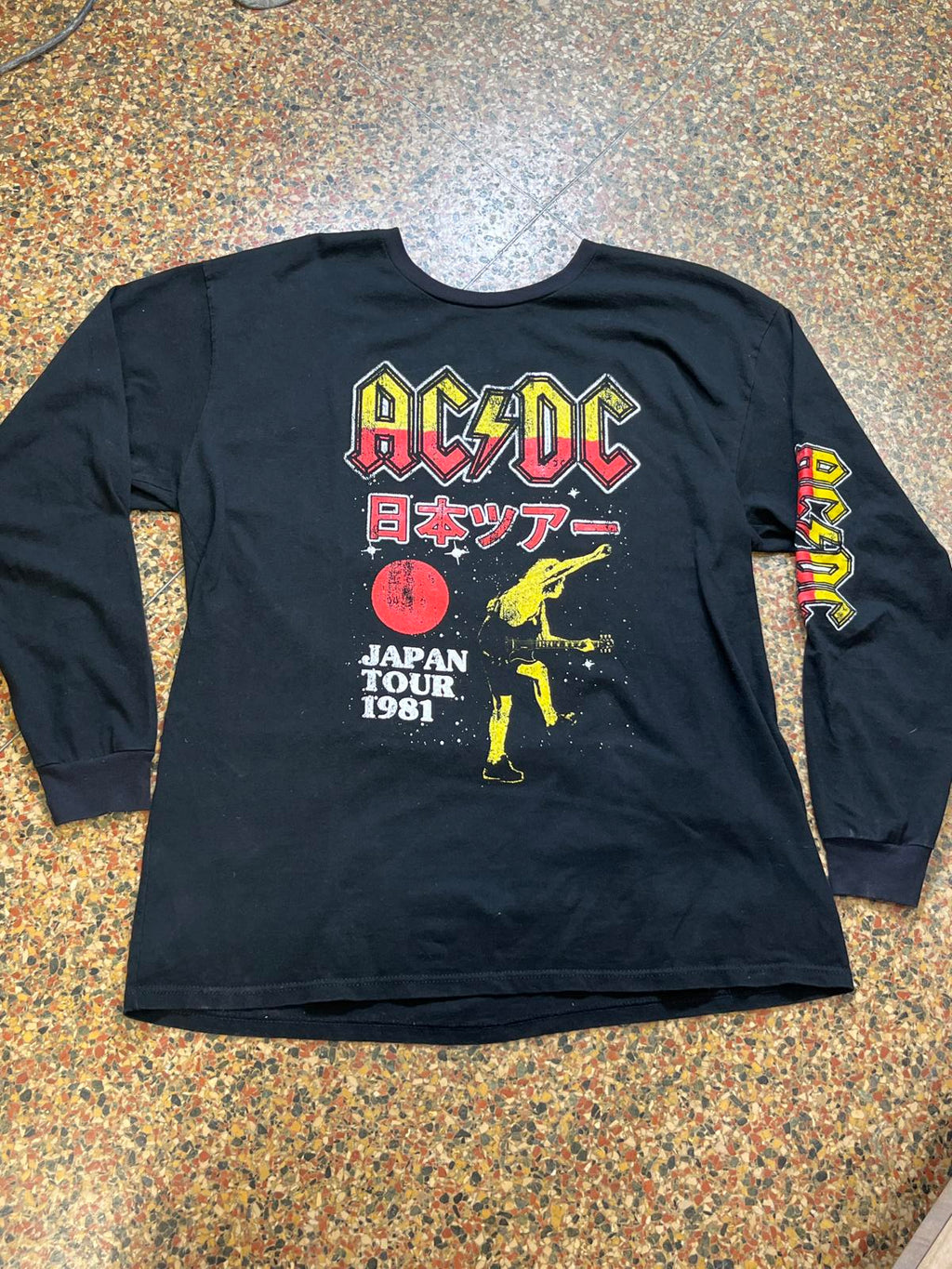 AC/DC 1981 Japan tour PreOwned 2XL Band tshirt