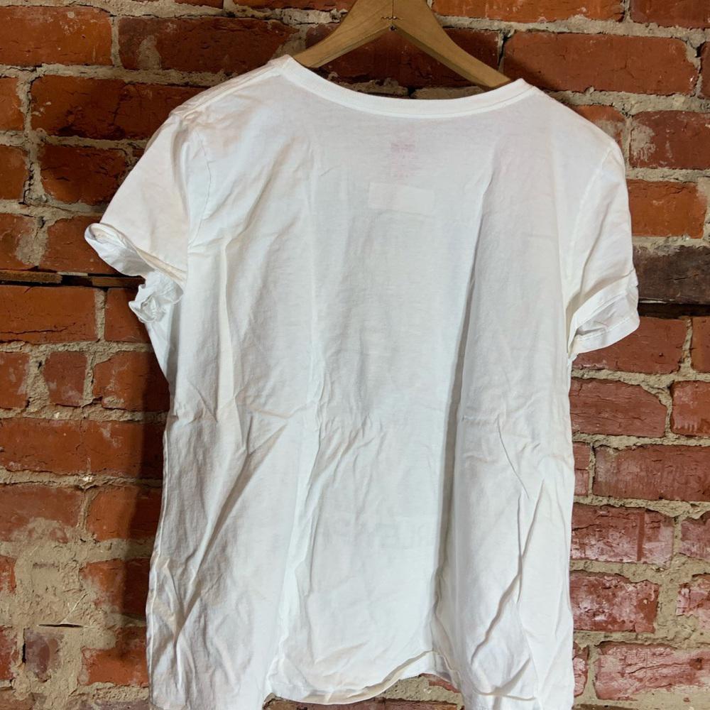 Charley Parton ladies 3xlarge white graphic preowned T-shirt