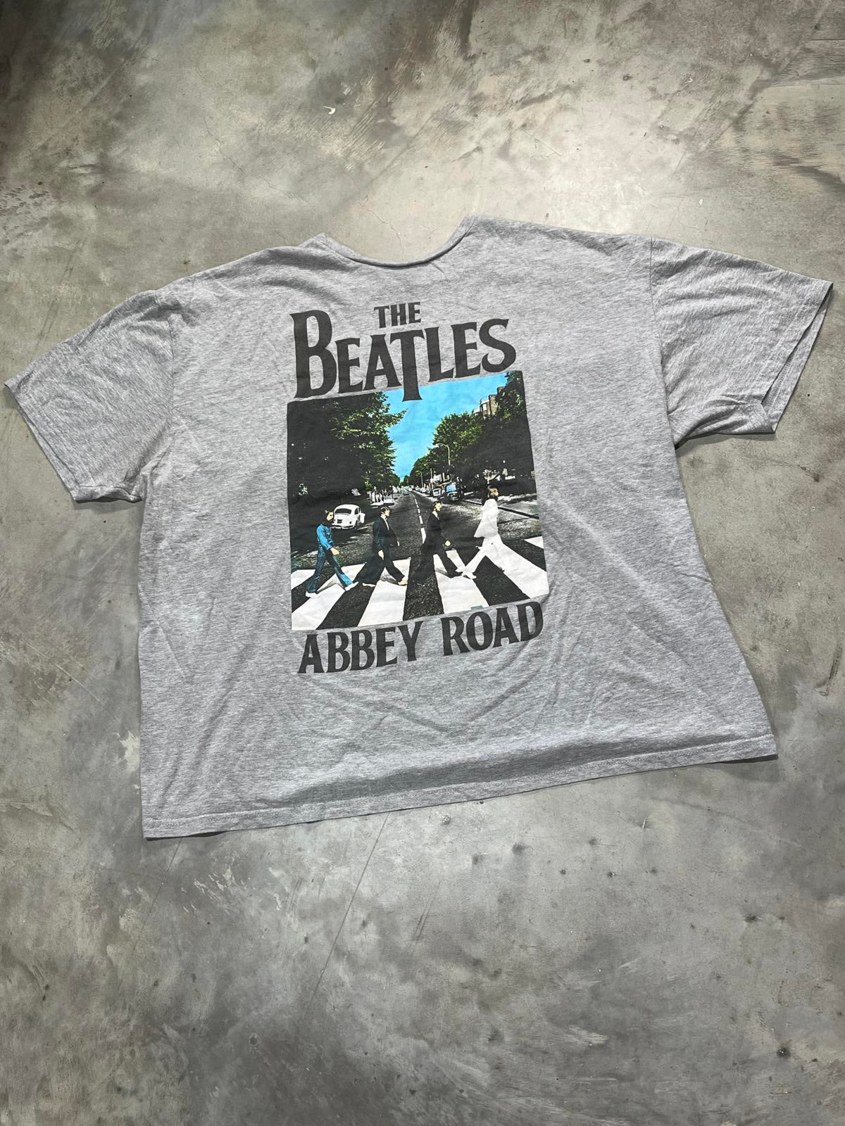 The Beatles Preowned 2XL Band T-shirt