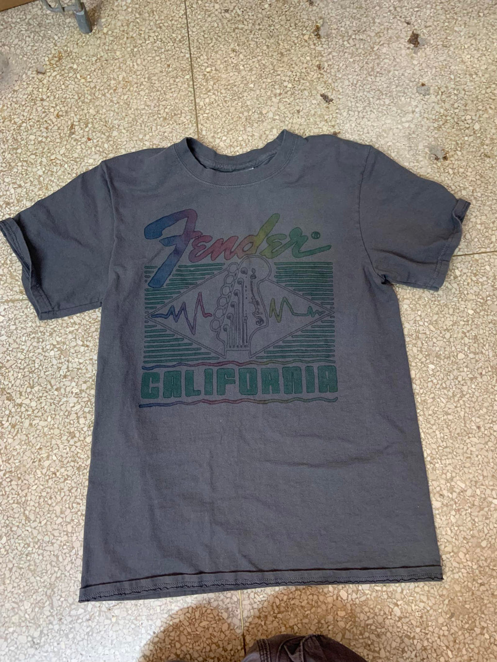 Fender Youth XLarge graphic preowned T-shirt