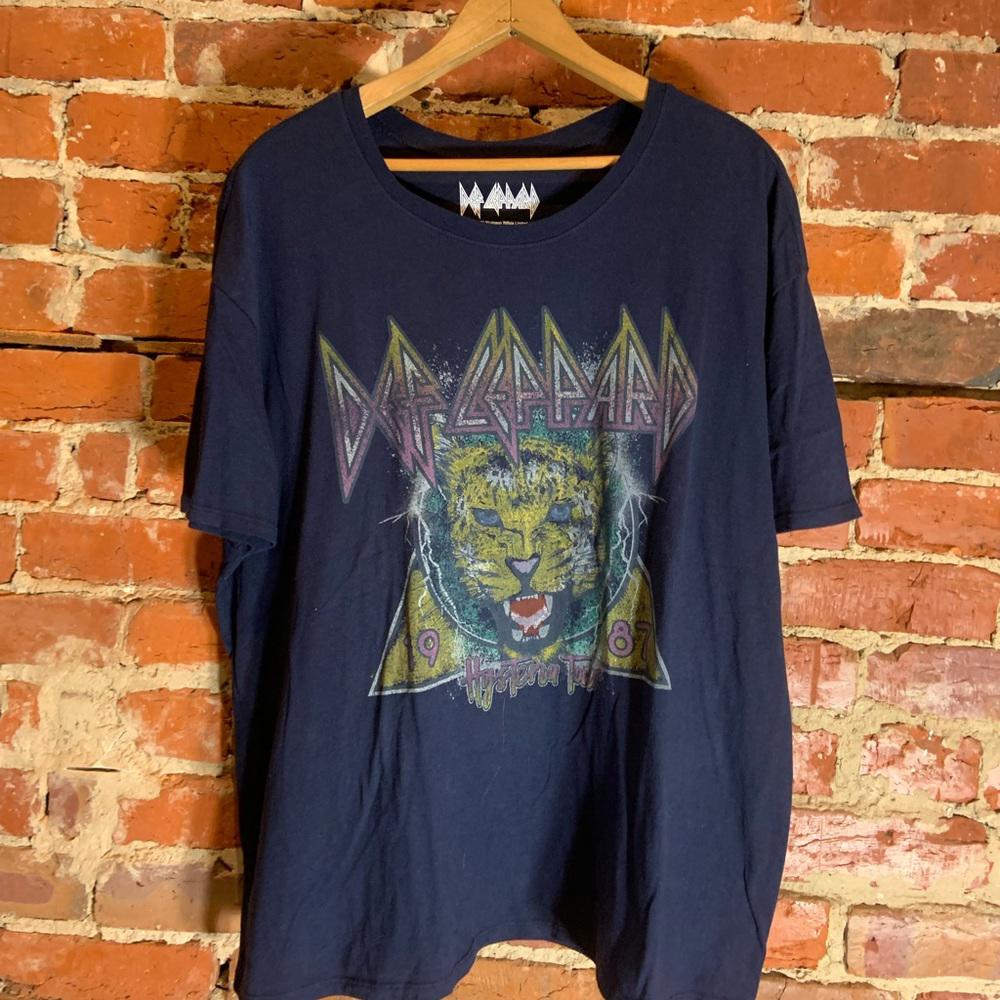 Def Leppard 3xlarge blue graphic preowned T-shirt