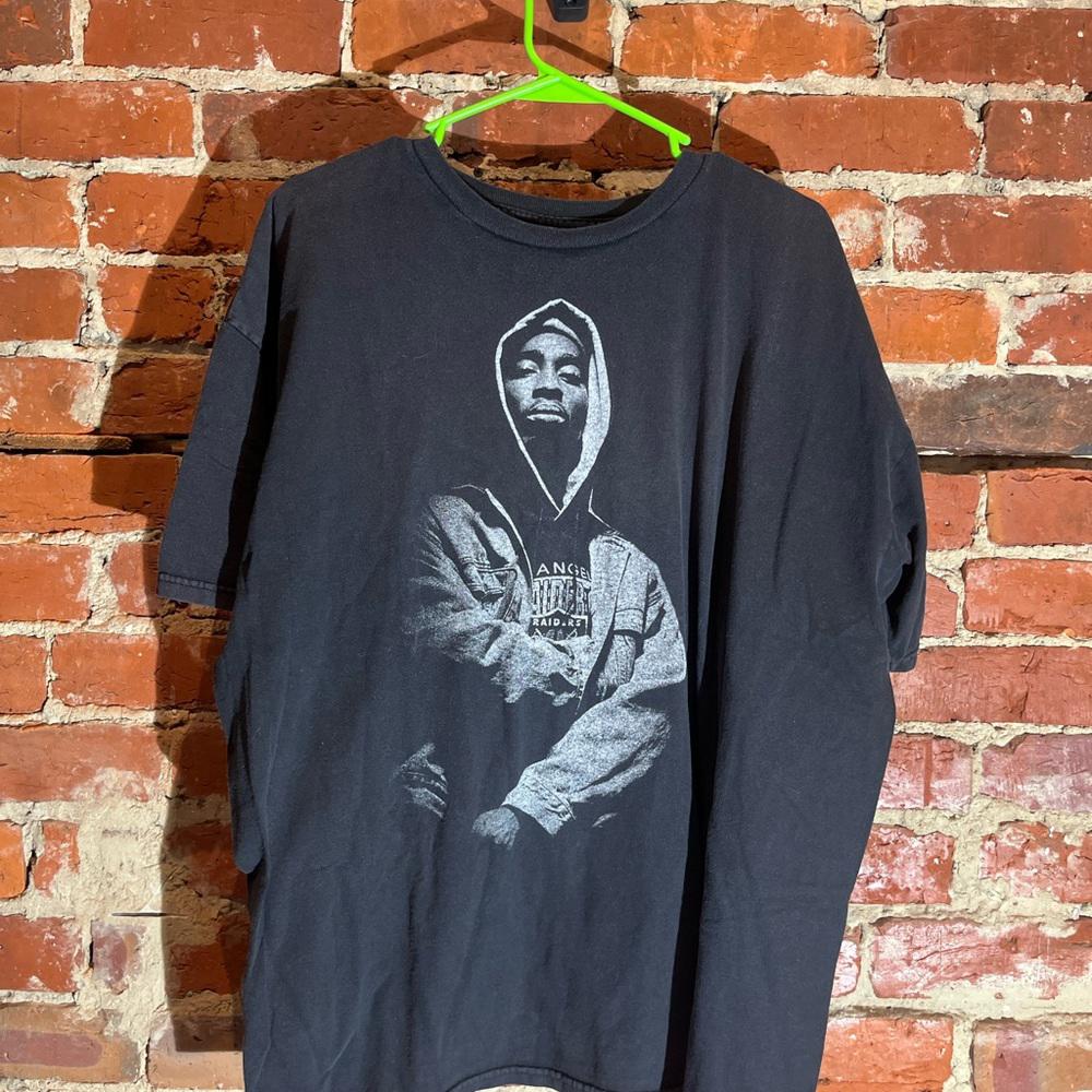 Tupac 2xlarge black graphic vintage preowned tshirt