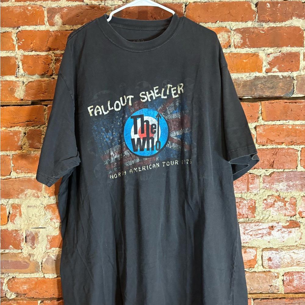 The who 2xlarge black graphic vintage preowned tshirt