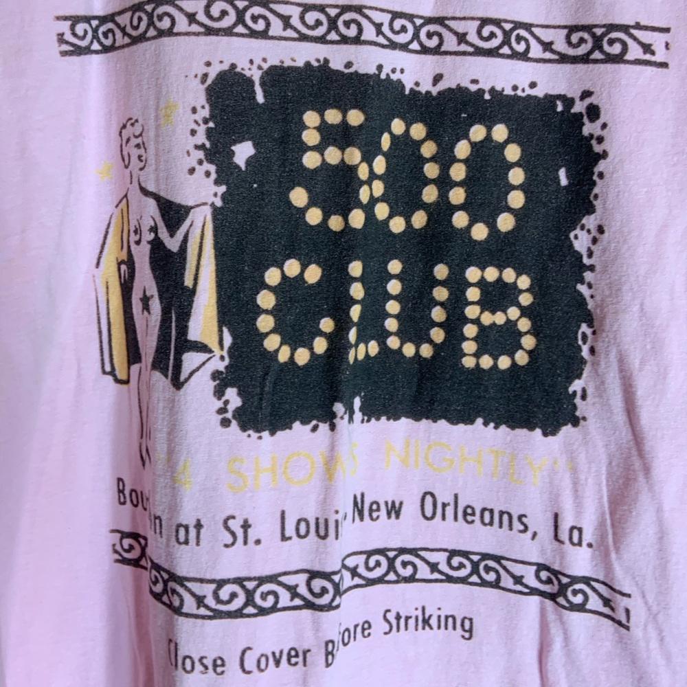 500 club ladies Xlarge pink graphic preowned T-shirt