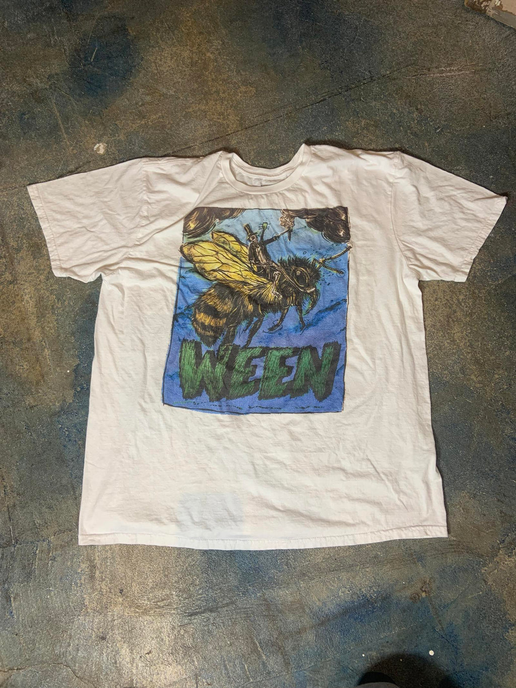 Ween PreOwned XL White Shirt