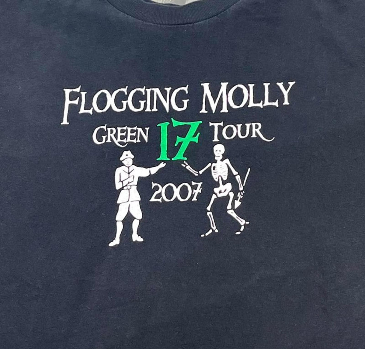 Flogging Molly Preowned XL T-shirt