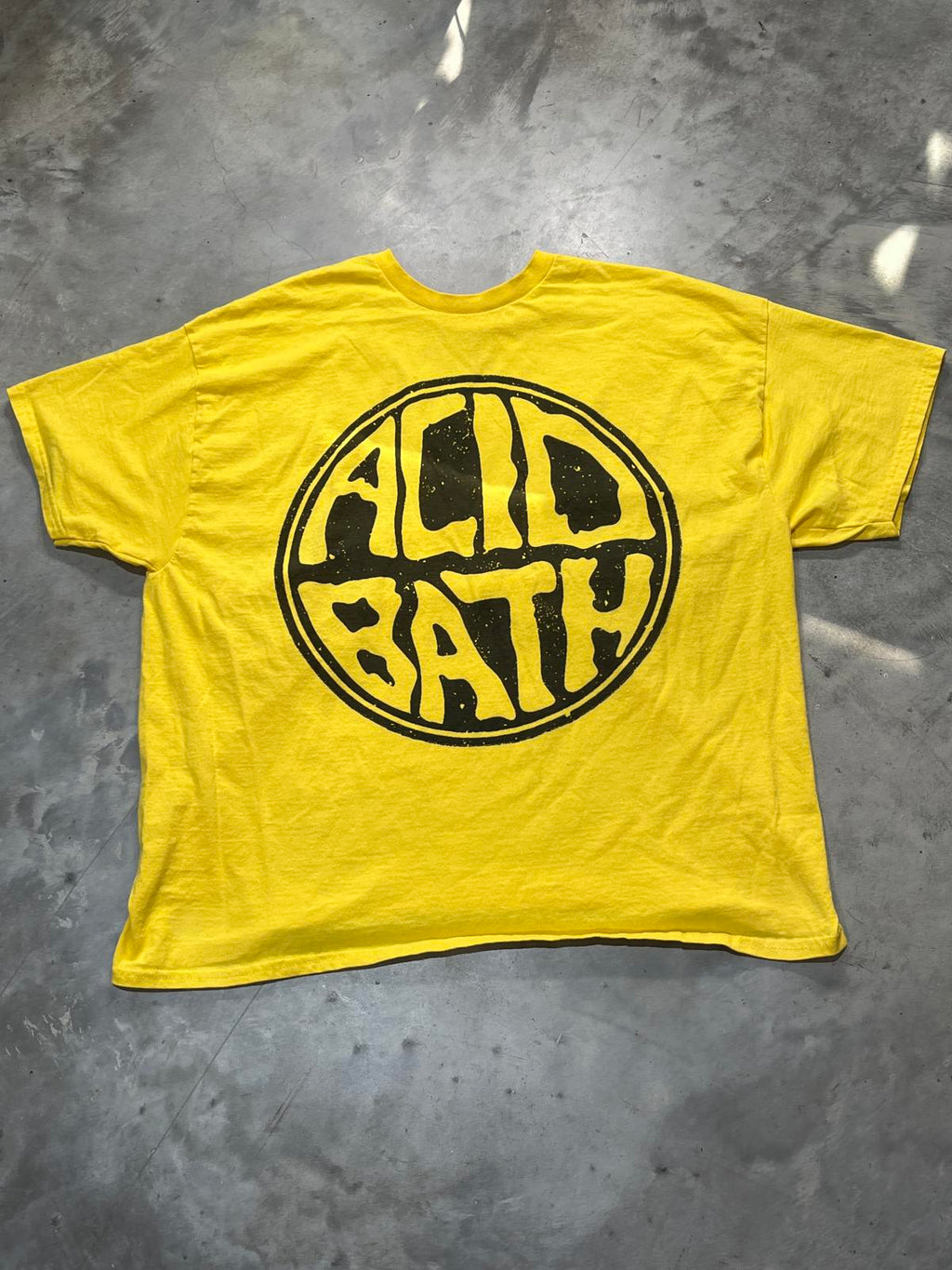 Acid Bath Preowned 2XL T-shirt