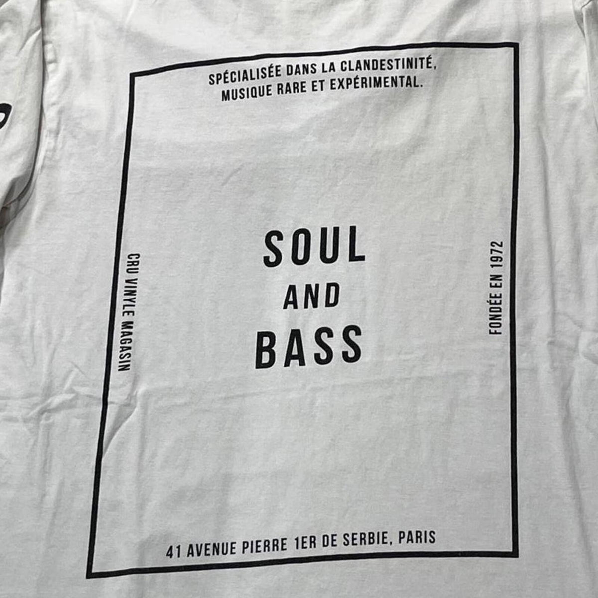 Soul & Bass Record Store Preowned Medium Long Sleeve T-shirt