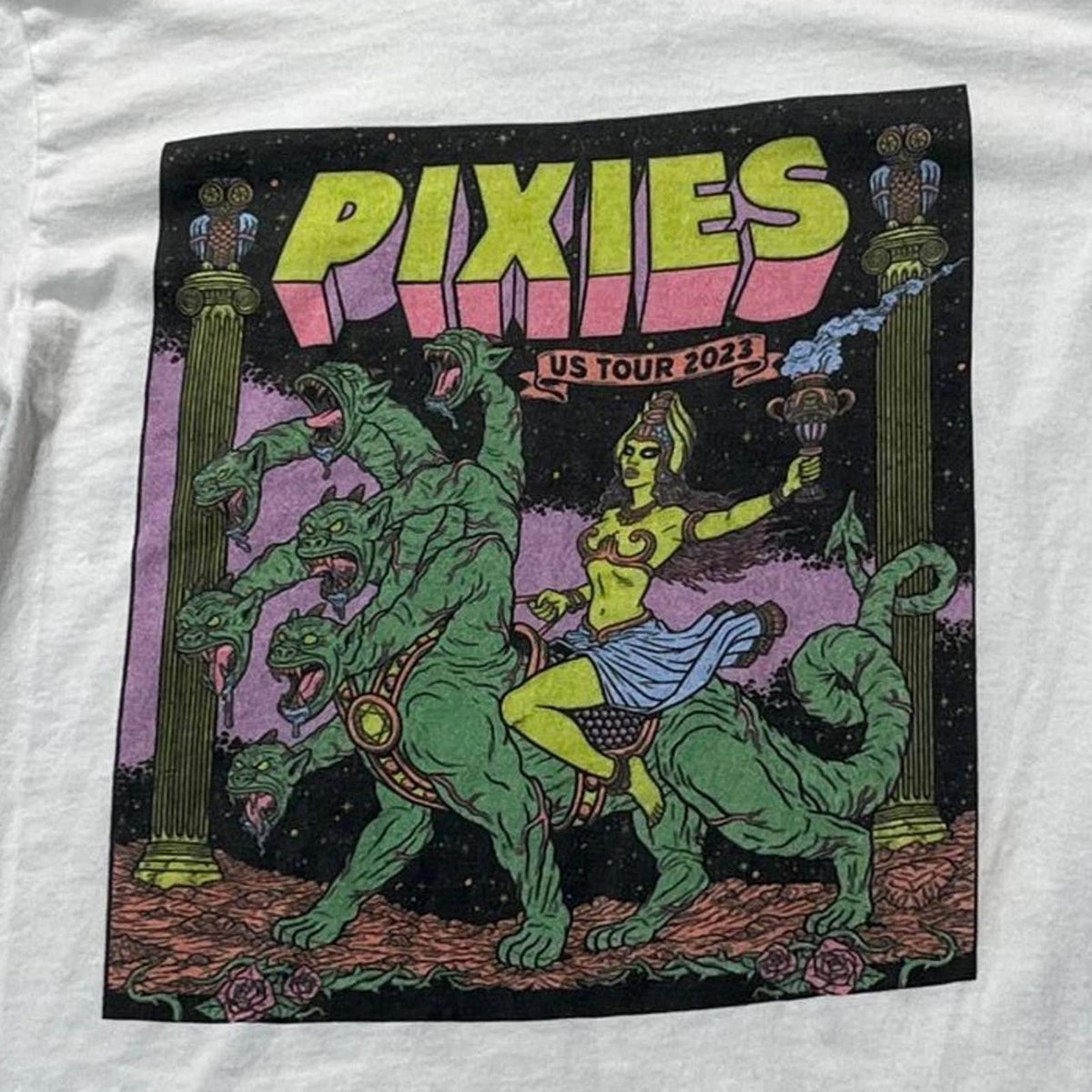 Pixies Preowned Medium T-shirt
