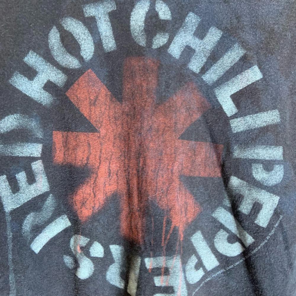 Red Hot Chili Peppers medium black graphic preowned T-shirt