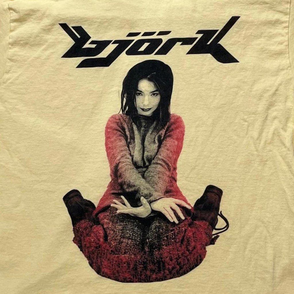 Björk Preowned XL T-shirt