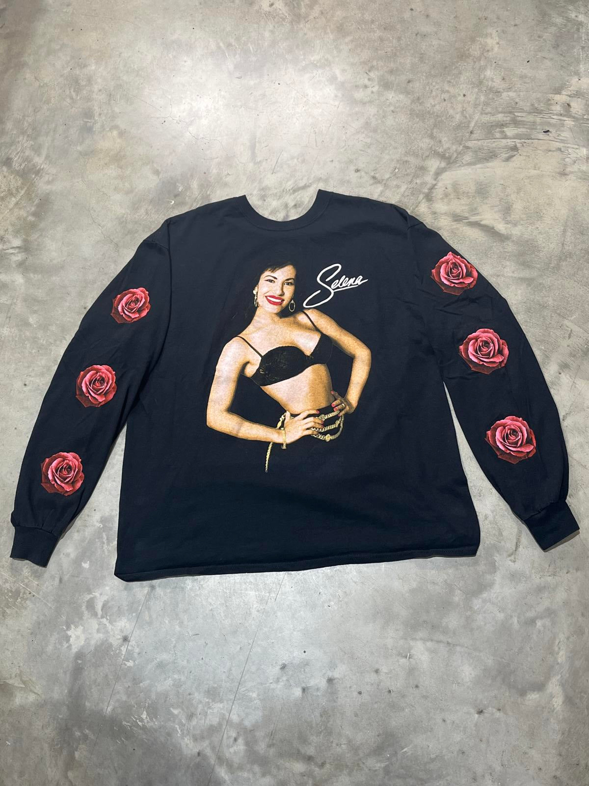 Selena Preowned XL Longsleeve T-shirt